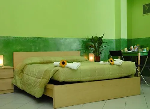 On The Rainbow B&B Ρώμη Bed and Breakfast